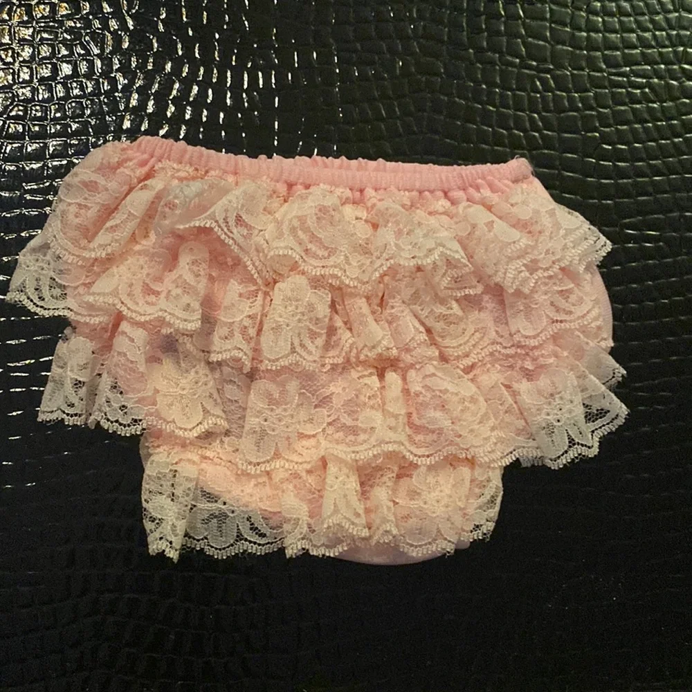 Lace Ruffle Butt Diaper Cover